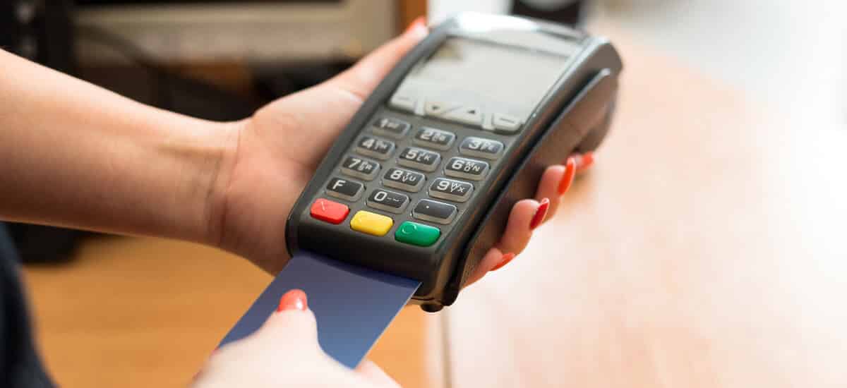 Cartão de crédito é clonado e vítima registra compras e saque não autorizados em Sorriso