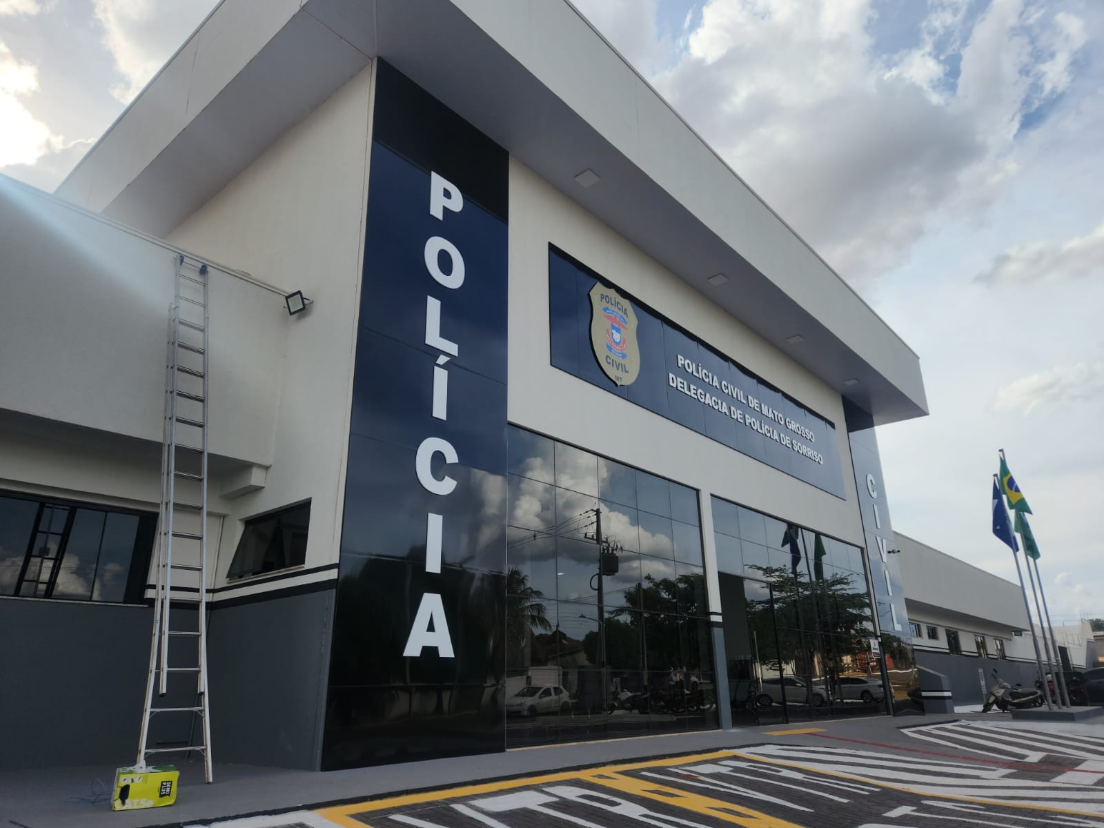 Idosa perde mais de R$ 3 mil após golpista se passar por advogada em Sorriso