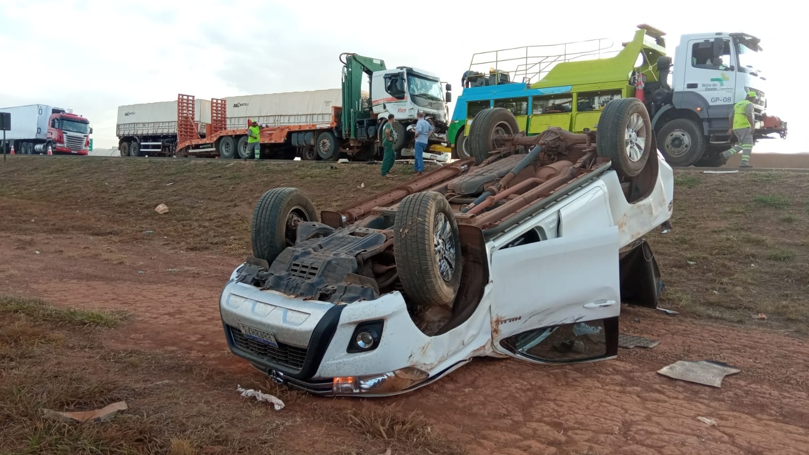 Colisão entre carro e caminhonete é registrada na área Central de Criciúma