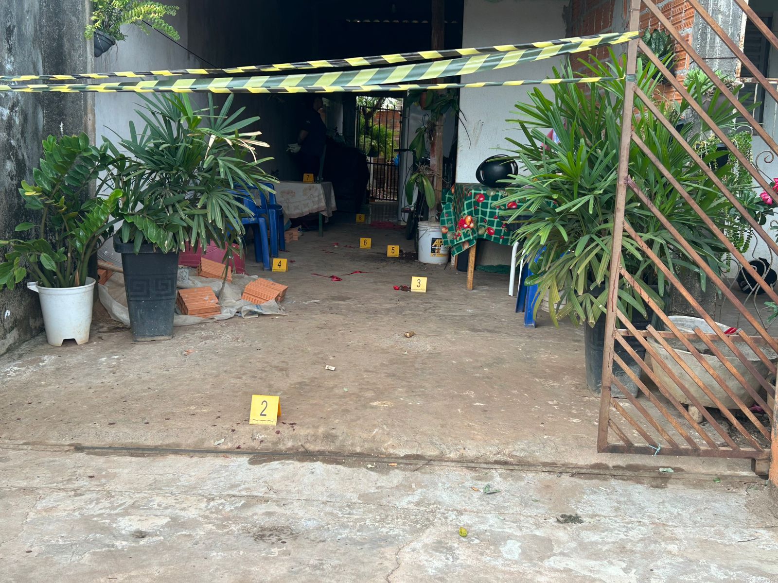 Mulher é morta a facadas pelo ex-marido em Lucas do Rio Verde