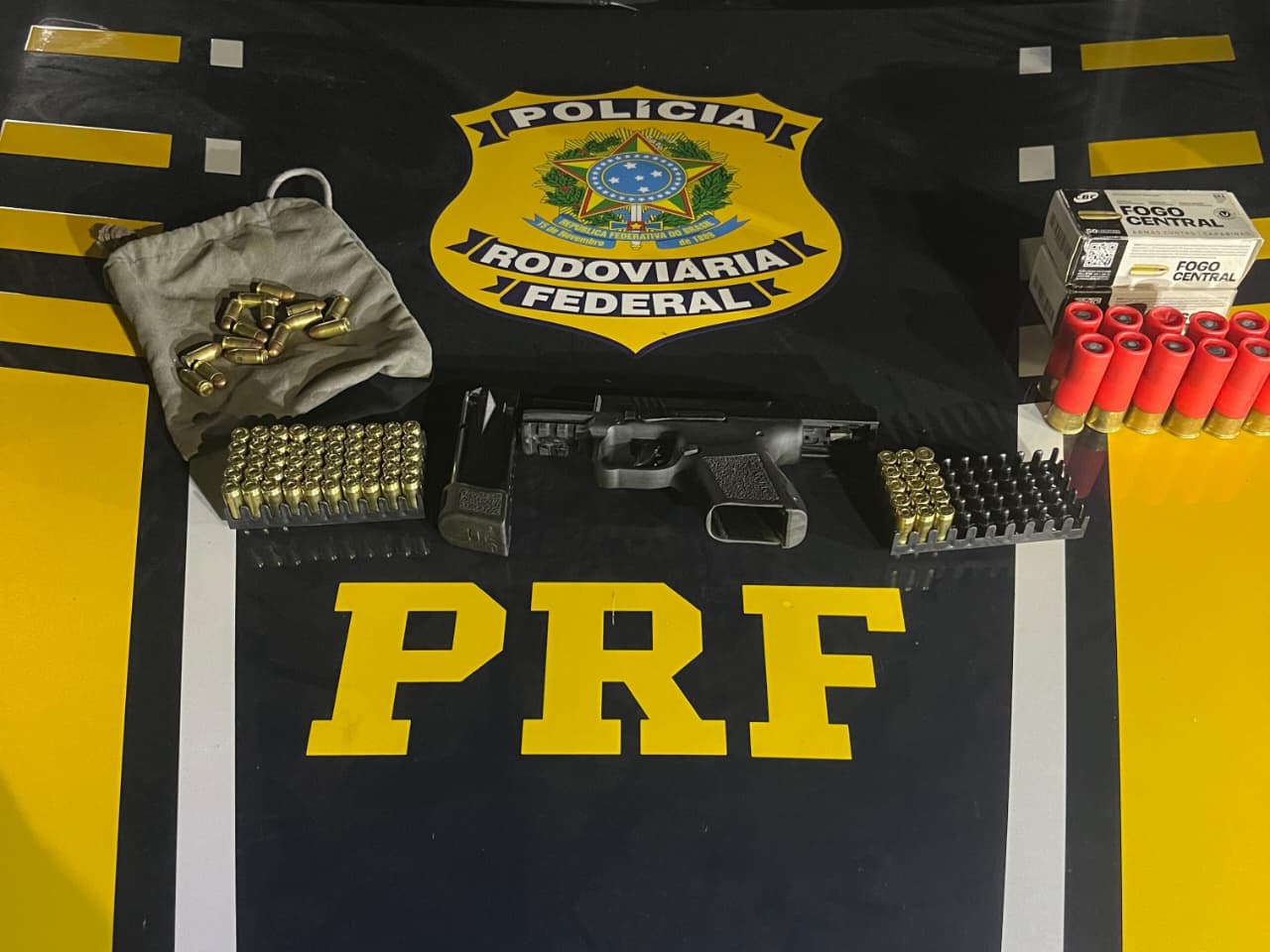 PRF apreende arma e 92 munições durante abordagem na BR-163 em Guarantã do Norte