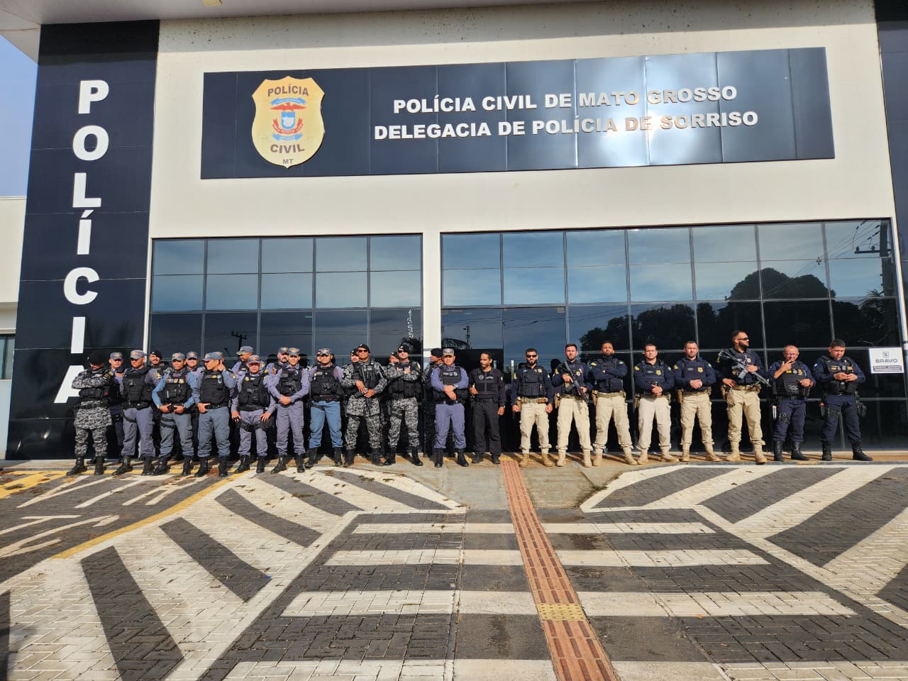 Operação Asfixia cumpre mandados e tira traficantes de circulação em ação integrada em Sorriso