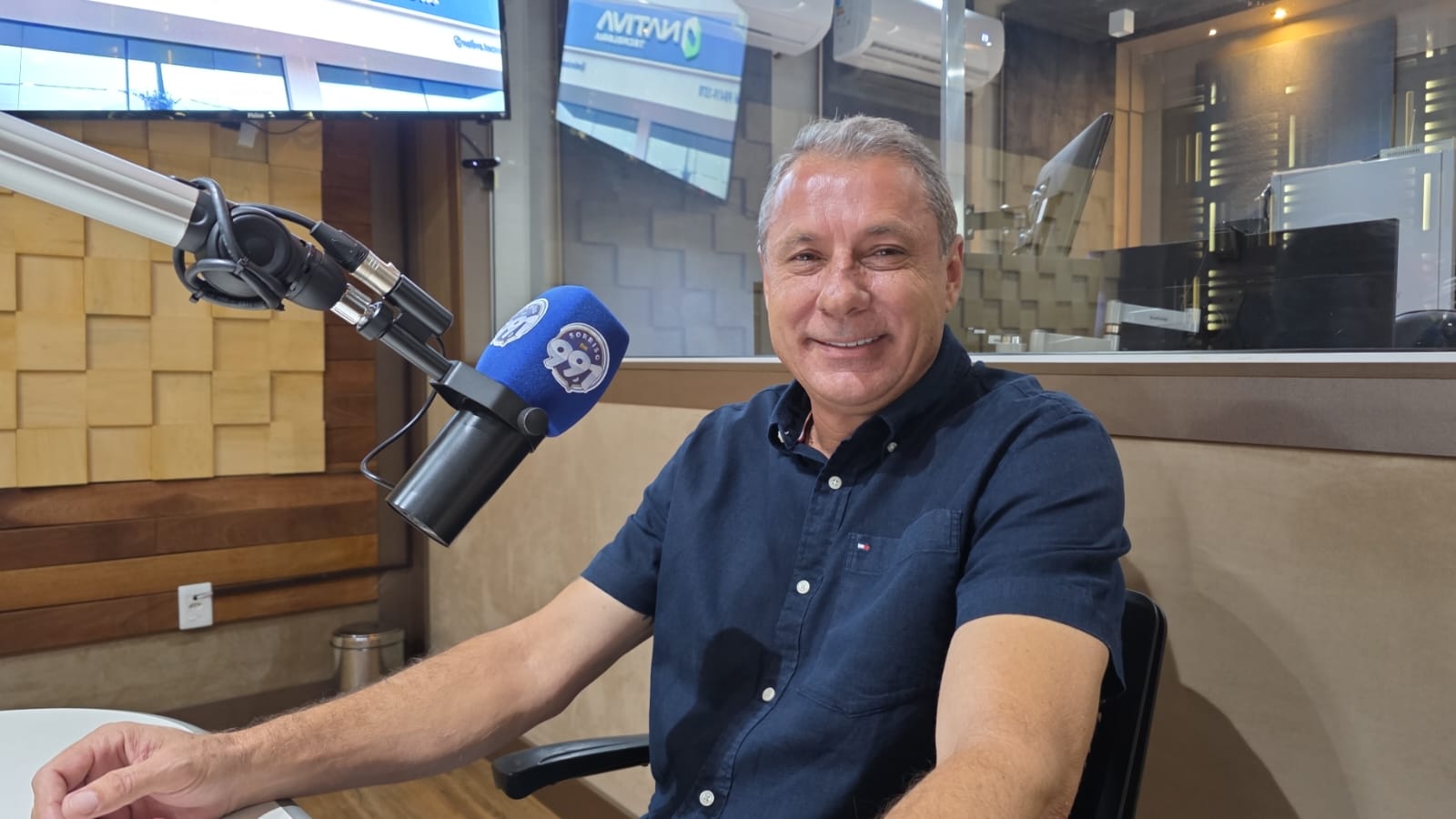 Prefeito Alei Fernandes faz balanço positivo de 2025 e anuncia novidades para 2026 em entrevista ao Programa Voz do Povo