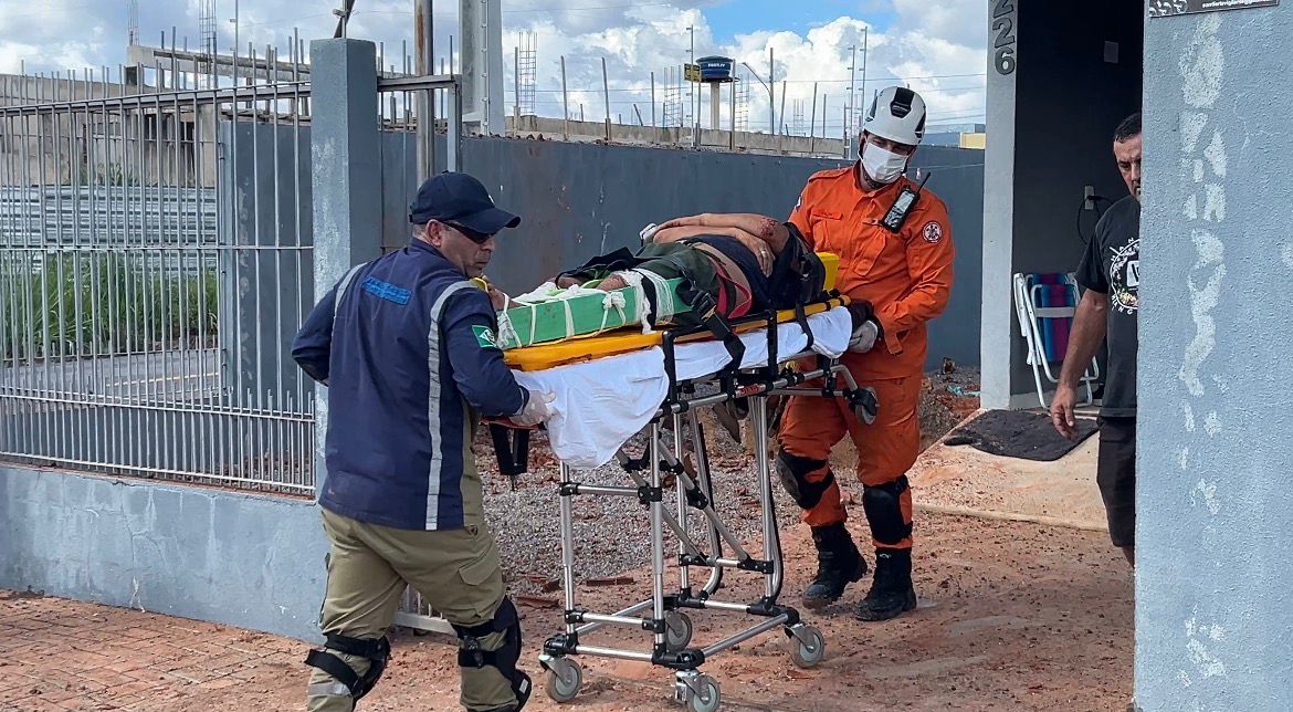 Homem fica gravemente ferido após explosão de fossa em Sorriso
