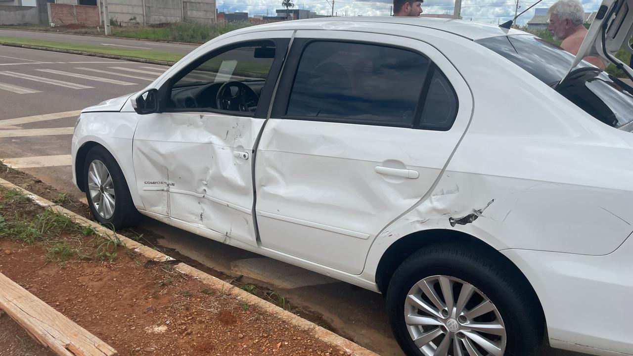 Colisão entre carro e motocicleta deixa ferido na tarde desta terça-feira em Sorriso