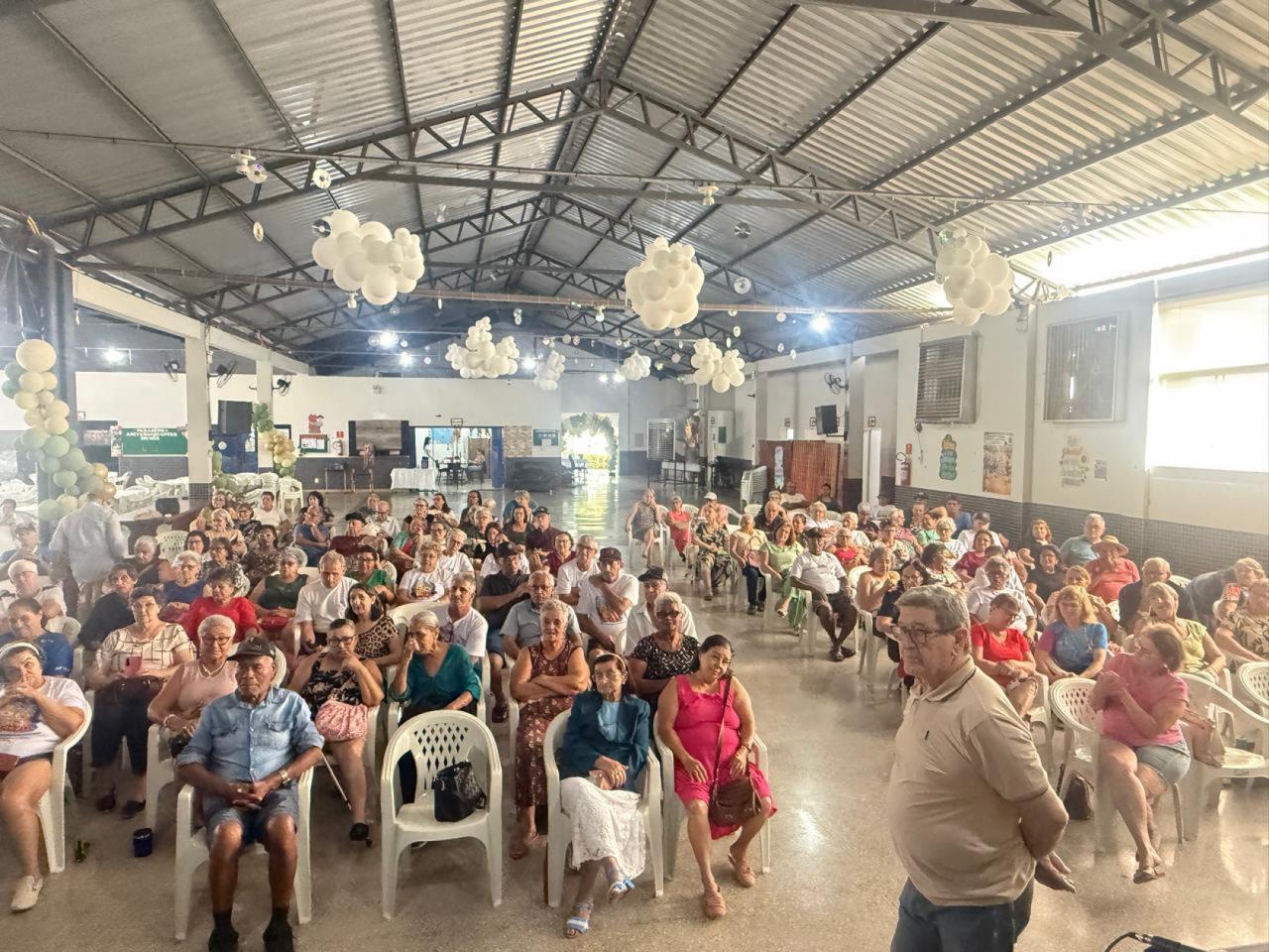 Projeto “Idoso Ativo e Feliz” promove manhã de saúde e integração no CCPI