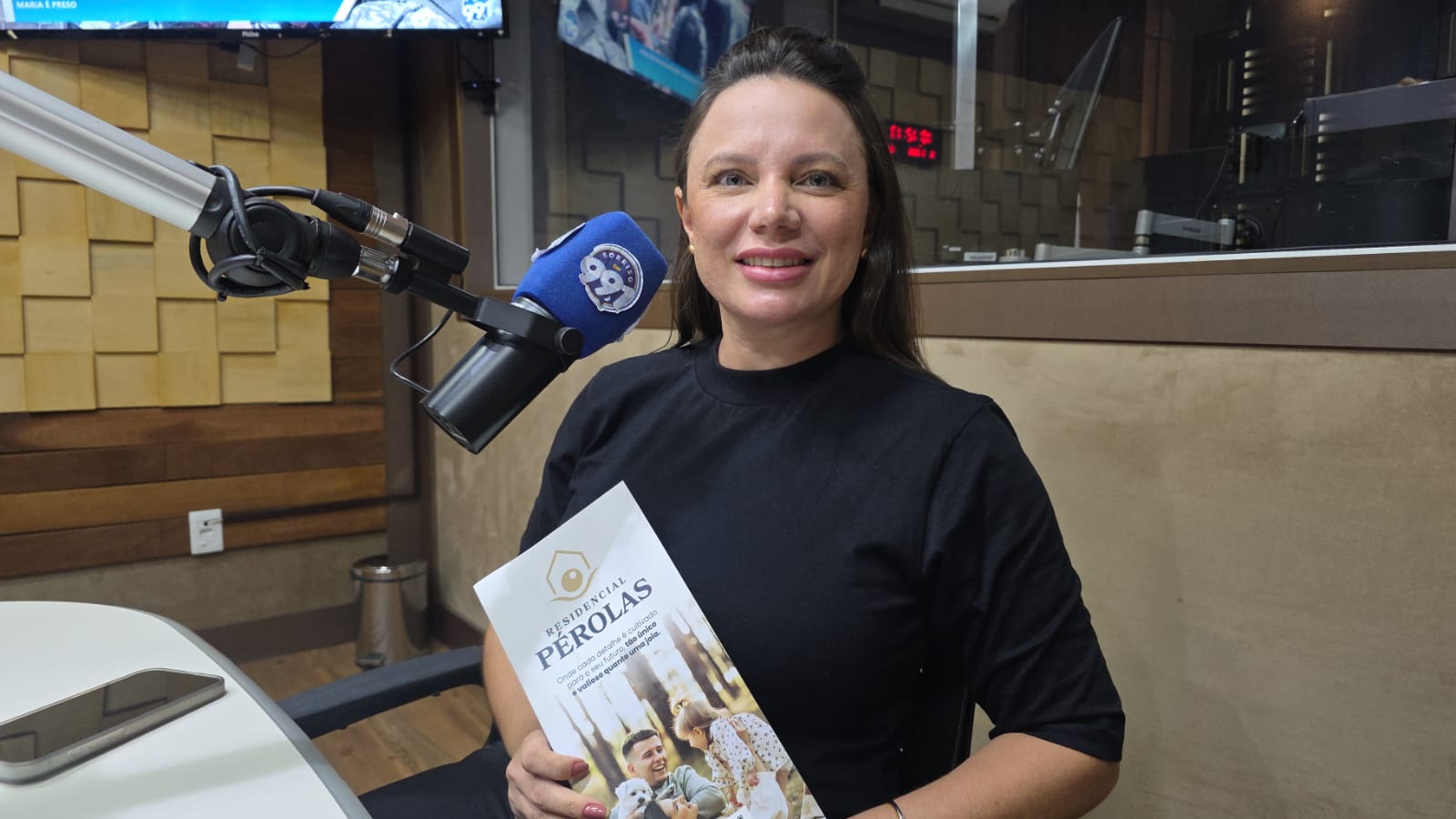 Corretora apresenta detalhes do Residencial Pérolas em entrevista à Sorriso FM