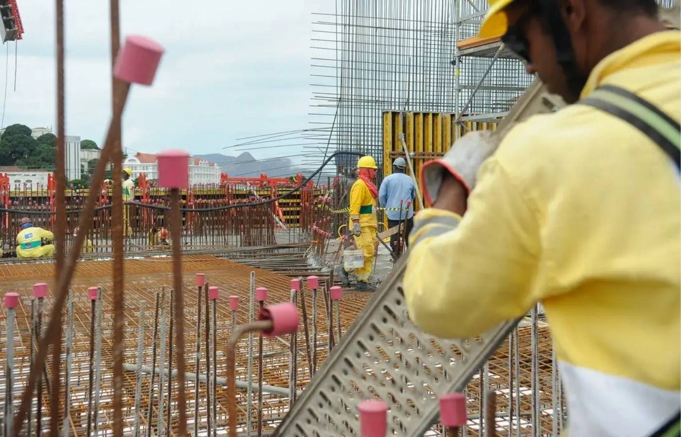 Debate sobre redução da jornada precisa ser técnico, diz presidente da CACB