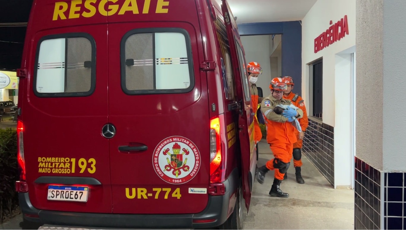 Bombeiros passam orientações via telefone e pai salva filho após engasgo com leite