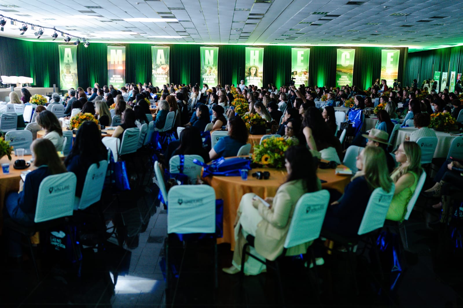 Elas no Campo reúne mais de 500 participantes no 1º dia; oportunidades para o agro brasileiro  foram destaque